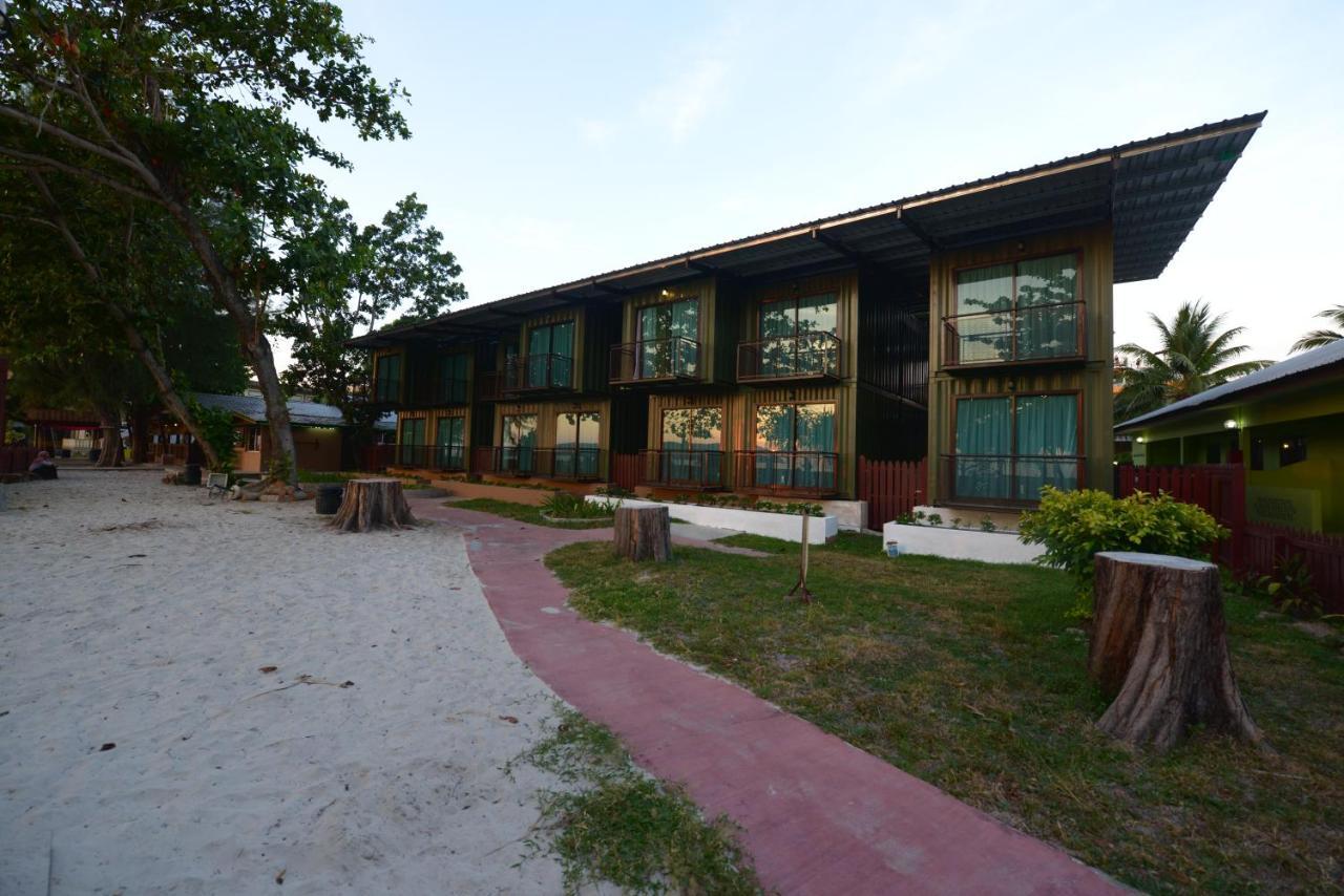 Delta Chenang Resort Pantai Cenang  Exterior foto